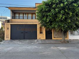 4 Habitación Villa en venta en Irapuato, Guanajuato, Irapuato