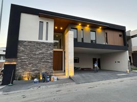 Maison 4 chambre à vendre à Santiago, Nuevo Leon, Santiago