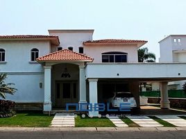 6 Bedroom House for sale in Tlayacapan, Morelos, Tlayacapan
