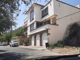 4 Habitación Casa en venta en Monterrey, Nuevo León, Monterrey