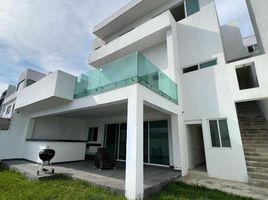 Maison 3 chambre à vendre à Santiago, Nuevo Leon, Santiago