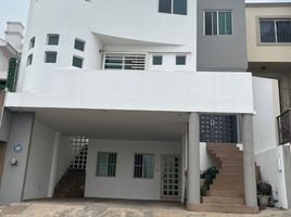 Maison 4 chambre à vendre à Monterrey, Nuevo Leon, Monterrey