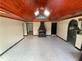 3 Habitación Casa en alquiler en Colombia, La Calera, Cundinamarca, Colombia