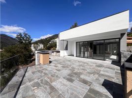 3 Bedroom Apartment for sale in Cumbaya, Pichincha, Cumbaya
