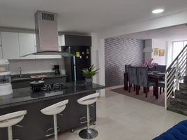 4 Habitación Villa en venta en Cali, Valle Del Cauca, Cali