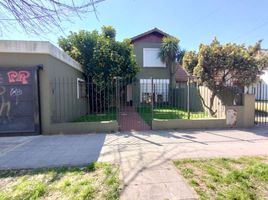 4 Bedroom House for sale in Lomas De Zamora, Buenos Aires, Lomas De Zamora