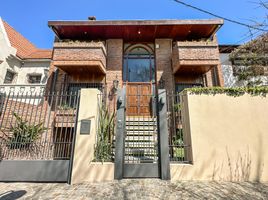 4 Bedroom House for sale in Vicente Lopez, Buenos Aires, Vicente Lopez