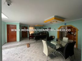 7 Habitación Villa en venta en Parque de los Pies Descalzos, Medellín, Medellín