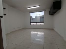 17 m² Office for rent in Colombia, Bogotá, Cundinamarca, Colombia