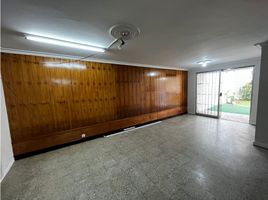 4 Bedroom House for rent in Bare Foot Park (Parque de los Pies Descalzos), Medellin, Medellin