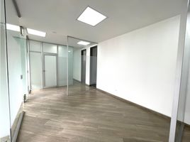 50 m² Office for rent in Colombia, Bogotá, Cundinamarca, Colombia