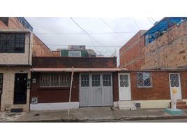 5 Bedroom House for sale in Bogota, Cundinamarca, Bogota