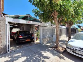 4 Bedroom House for sale in Chile, Santiago, Santiago, Santiago, Chile
