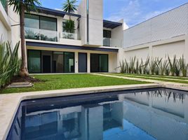 4 Bedroom House for sale in Huitzilac, Morelos, Huitzilac