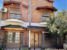 4 Bedroom Villa for sale in Tres De Febrero, Buenos Aires, Tres De Febrero