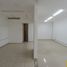 90 SqM Office for rent in Bare Foot Park (Parque de los Pies Descalzos), Medellin, Medellin