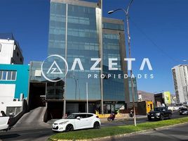 77 SqM Office for rent in Chile, Iquique, Iquique, Tarapaca, Chile