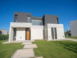 Villa 4 chambre à vendre à Escobar, Buenos Aires, Escobar
