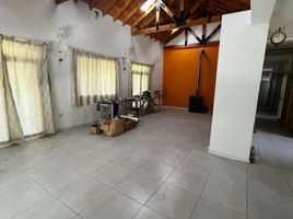 4 Bedroom House for sale in Santa Lucia, San Juan, Santa Lucia