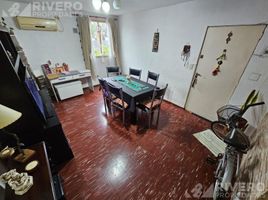 2 Habitación Departamento en venta en Buenos Aires, Morón, Buenos Aires