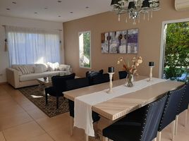Villa 3 chambre à vendre à Pilar, Buenos Aires, Pilar