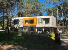 4 Habitación Casa en alquiler en Pinamar, Buenos Aires, Pinamar