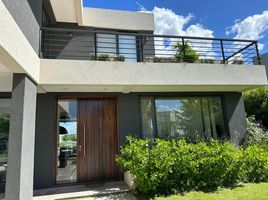 4 Bedroom House for sale in Escobar, Buenos Aires, Escobar