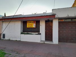 2 Habitación Casa en alquiler en Buenos Aires, Lanús, Buenos Aires