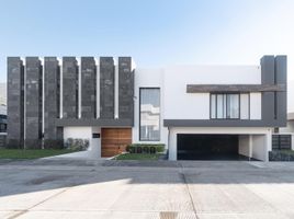 Maison 4 chambre à vendre à Medellin, Veracruz, Medellin