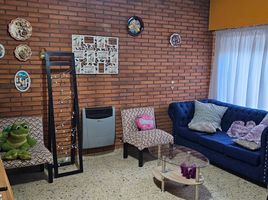 2 Bedroom House for sale in Lanus, Buenos Aires, Lanus