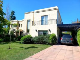 3 Bedroom House for sale in General Sarmiento, Buenos Aires, General Sarmiento