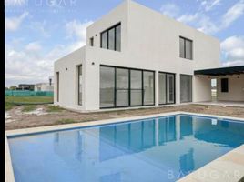 3 Bedroom House for sale in Tigre, Buenos Aires, Tigre