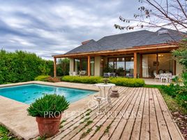 5 Bedroom House for sale in Santiago, San Jode De Maipo, Cordillera, Santiago