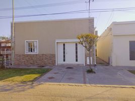 2 Bedroom House for sale in Lujan, Buenos Aires, Lujan