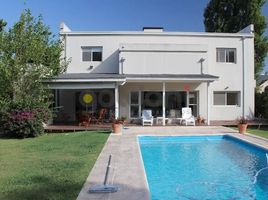 3 Bedroom House for sale in Berazategui, Buenos Aires, Berazategui