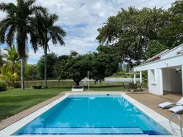 5 Bedroom Villa for sale in Ricaurte, Cundinamarca, Ricaurte