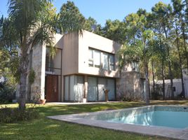 4 Bedroom Villa for sale in Santa Fe, Rosario, Santa Fe