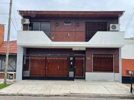 3 Bedroom House for sale in Lanus, Buenos Aires, Lanus