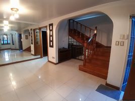 4 Bedroom Villa for sale in Buenos Aires, La Matanza, Buenos Aires