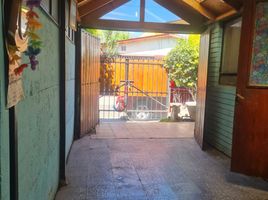 2 Bedroom House for sale in Cordillera, Santiago, Pirque, Cordillera