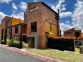 3 Bedroom House for sale in Fundacion Cardioinfantil-Instituto de Cardiologia, Bogota, Bogota