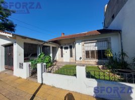 3 Bedroom House for sale in General Sarmiento, Buenos Aires, General Sarmiento