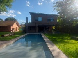 3 Bedroom House for sale in General Sarmiento, Buenos Aires, General Sarmiento