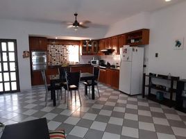 4 Bedroom House for sale in Rosario, Santa Fe, Rosario