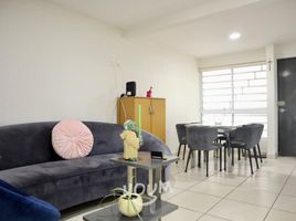구스타보 마드로, 멕시코 시티PropertyTypeNameBedroom, 구스타보 마드로
