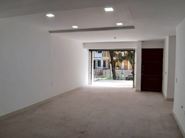 54 SqM Office for rent in Medellin, Antioquia, Medellin