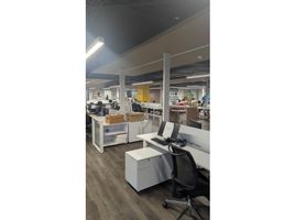 1,800 m² Office for rent in Panamá, Curundú, Ciudad de Panamá, Panamá, Panamá