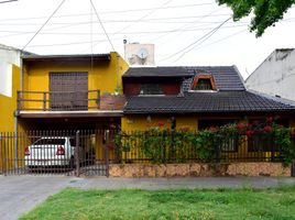 3 Bedroom House for sale in General Sarmiento, Buenos Aires, General Sarmiento