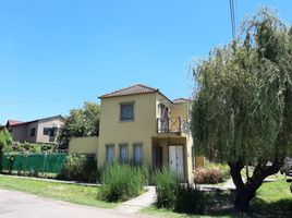 3 Bedroom House for sale in General Sarmiento, Buenos Aires, General Sarmiento