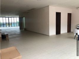 145 m² Office for rent in Centro Comercial Unicentro Medellin, Medellín, Medellín